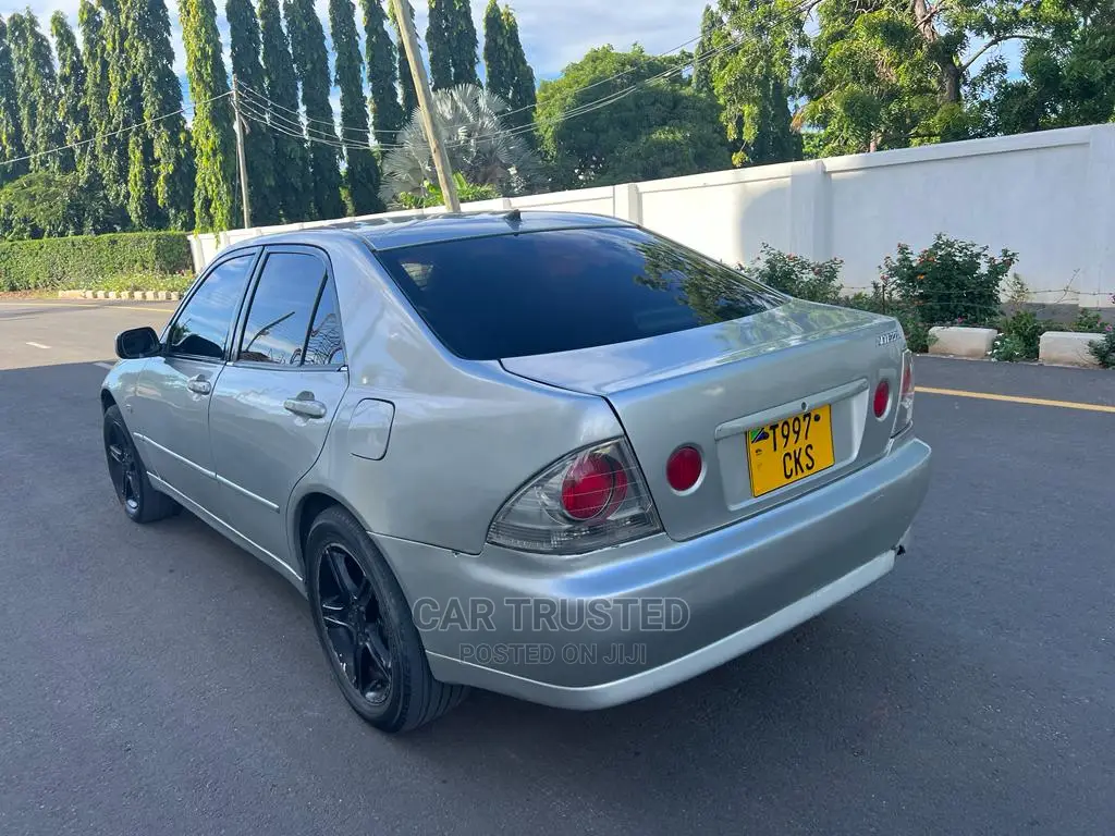 Toyota Altezza 2002 Silver