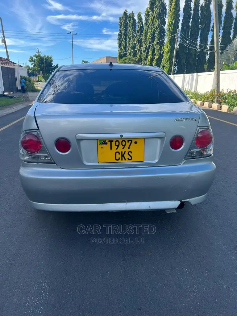 Toyota Altezza 2002 Silver