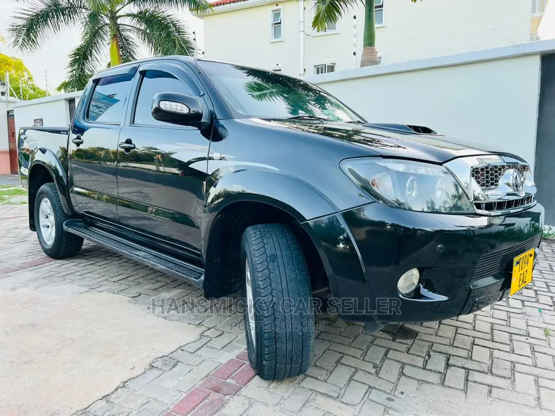 Toyota Hilux 2008 Black