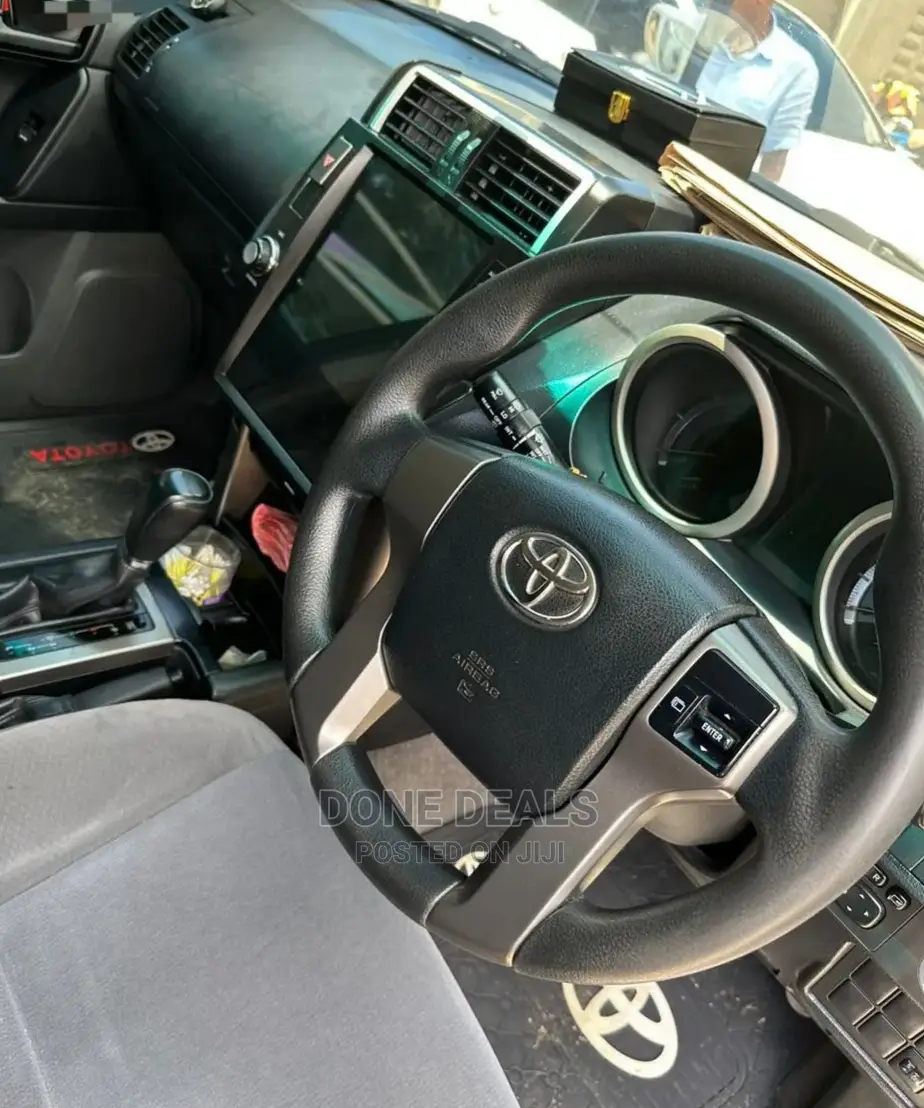 Toyota Land Cruiser Prado 2013 White
