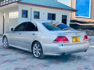 Toyota Crown Royale 2005 Silver