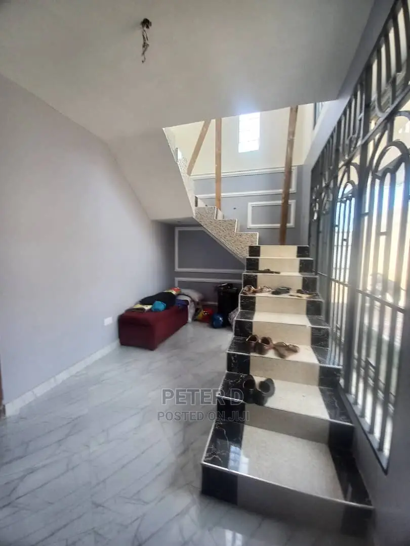 4bdrm House in Tabata for Sale