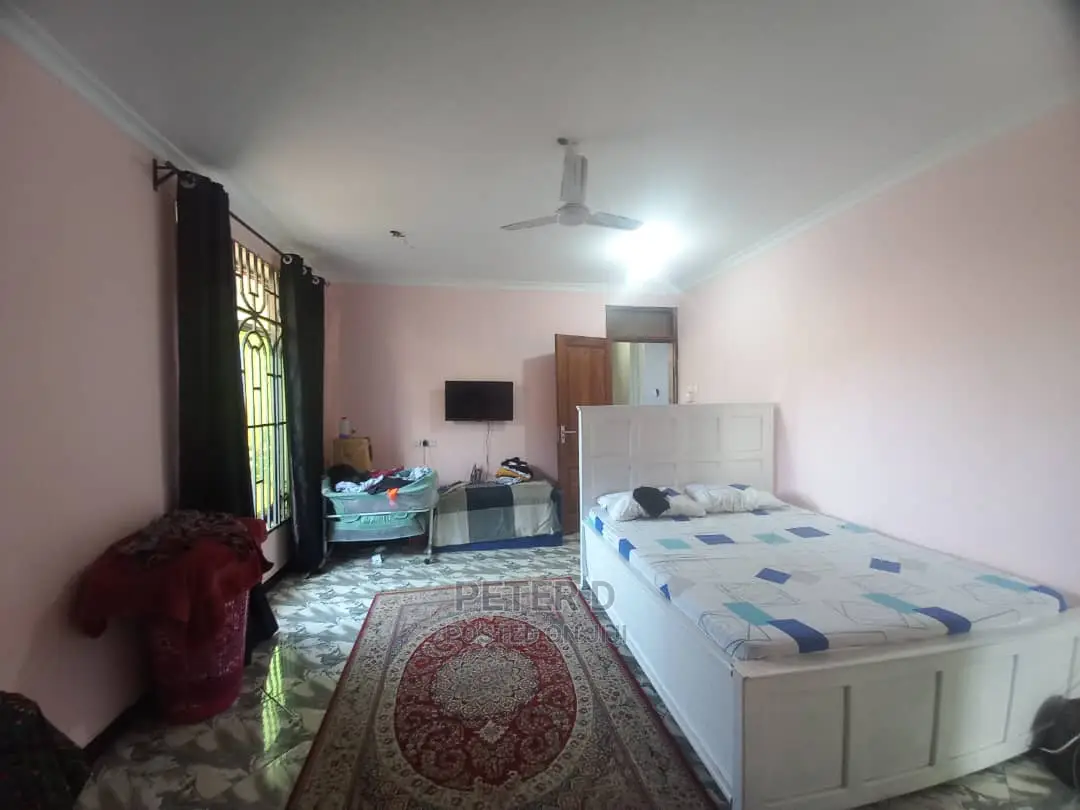 4bdrm House in Tabata for Sale