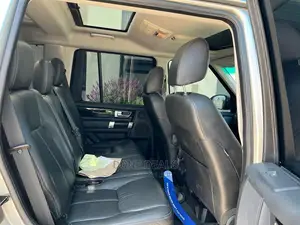Land Rover Discovery 2015 Silver
