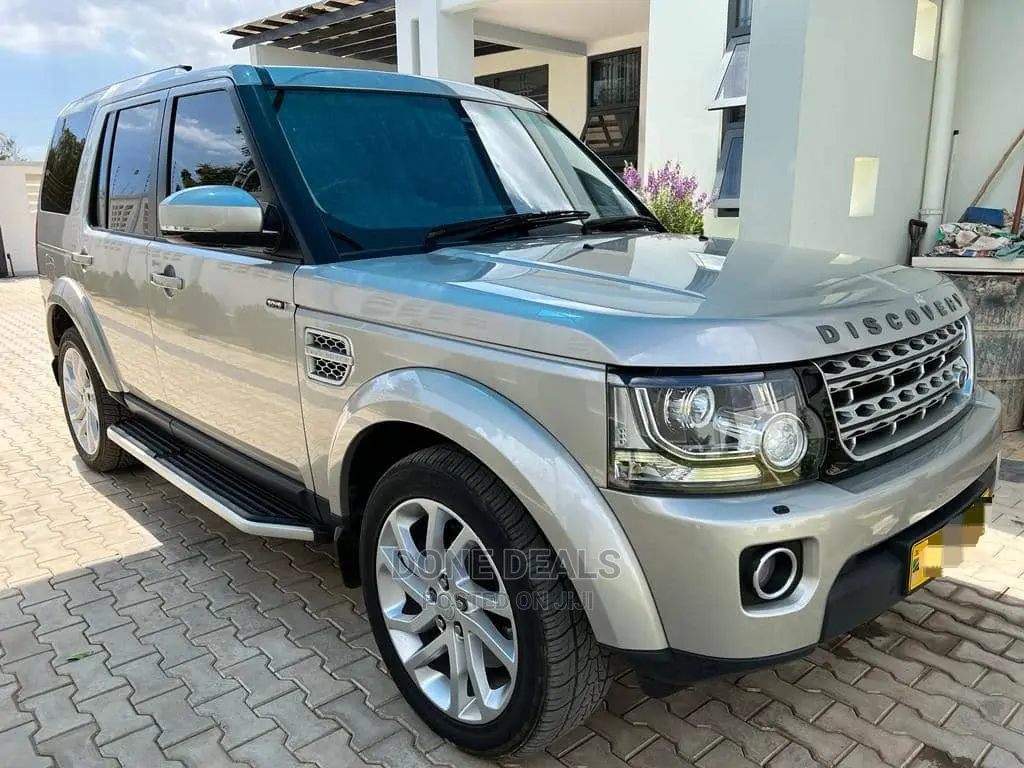 Land Rover Discovery 2015 Silver
