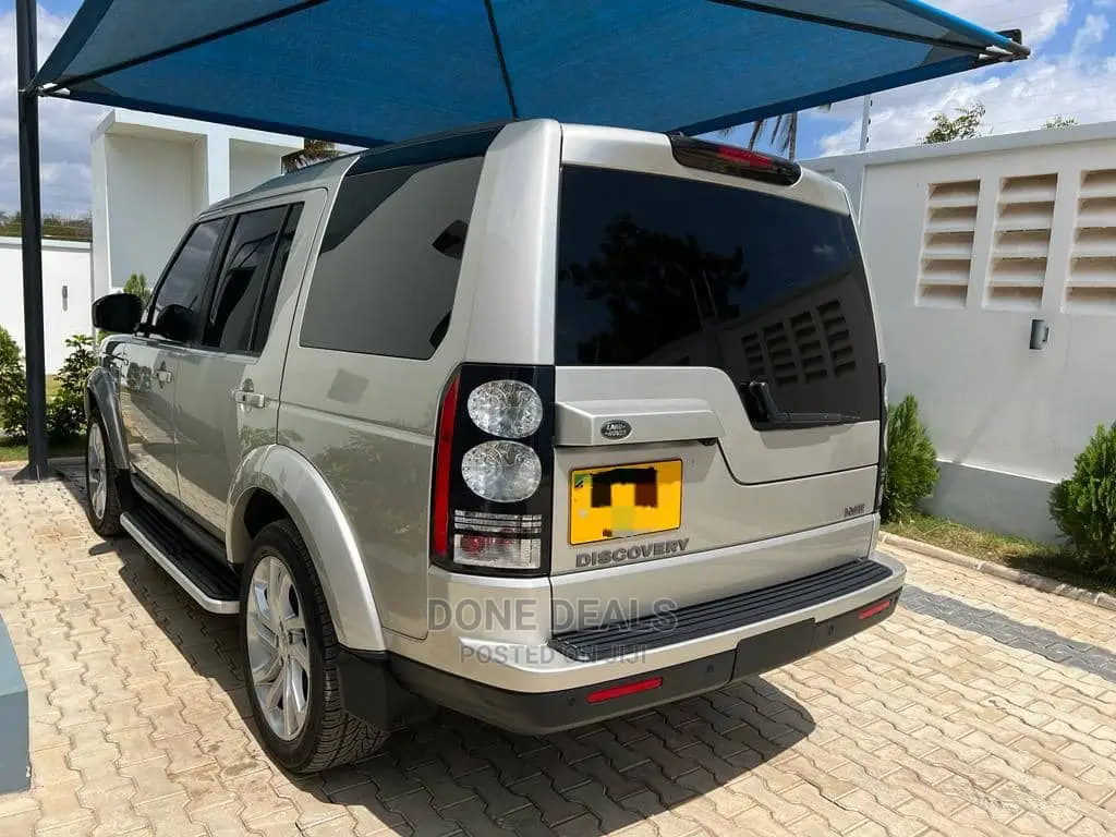 Land Rover Discovery 2015 Silver