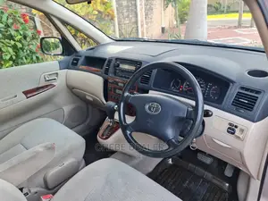 Toyota Corolla Spacio 1.5 v 2003 Beige