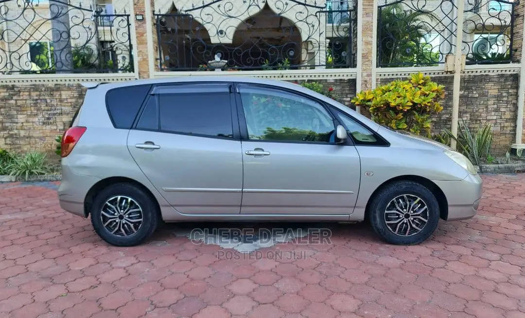 Toyota Corolla Spacio 1.5 v 2003 Beige