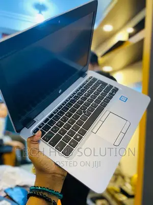 Laptop HP EliteBook 820 G3 8GB Intel Core I5 SSD 256GB