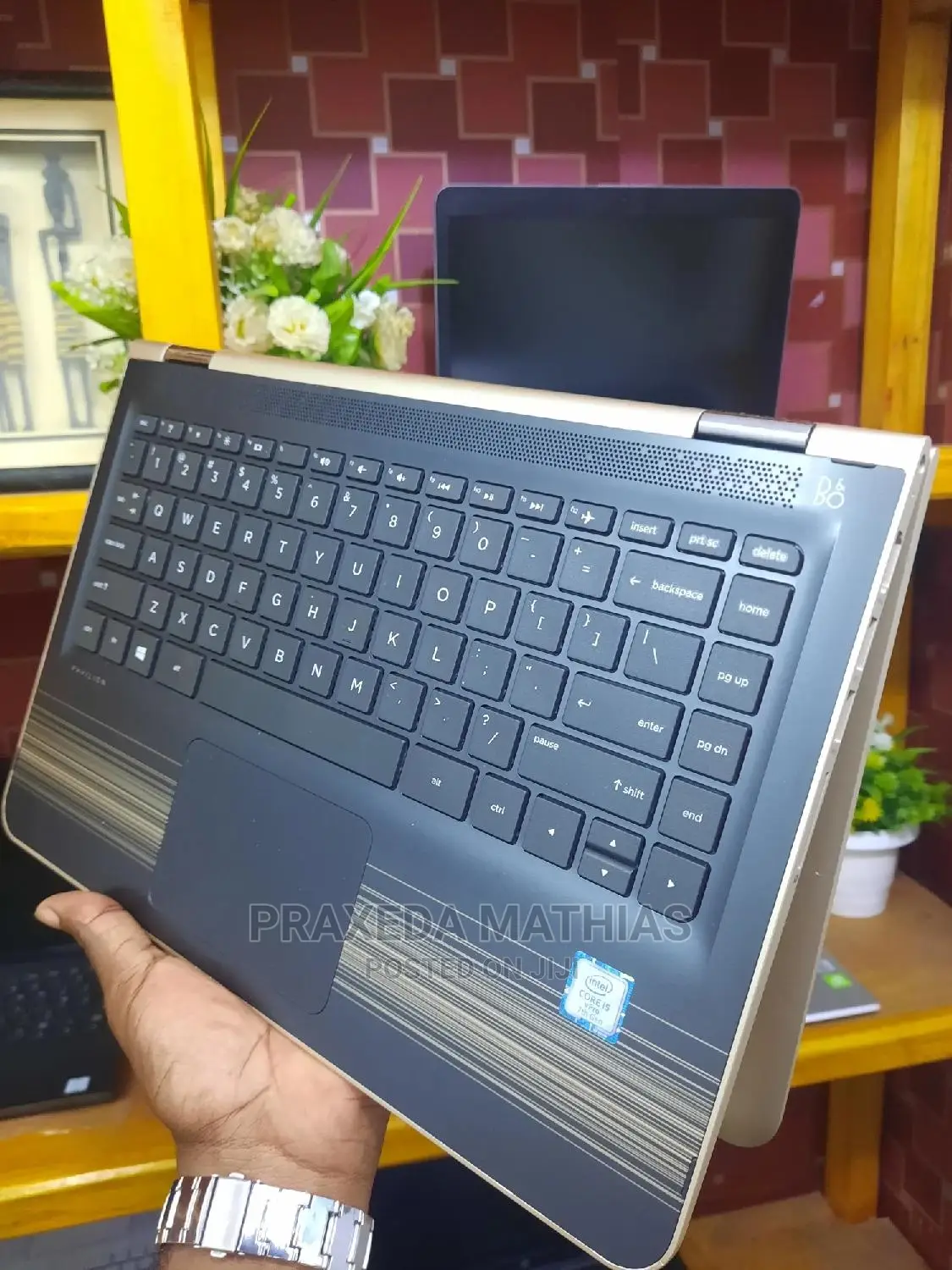 New Laptop HP Pavilion X360 14 8GB Intel Core I5 SSD 256GB