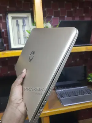 New Laptop HP Pavilion X360 14 8GB Intel Core I5 SSD 256GB