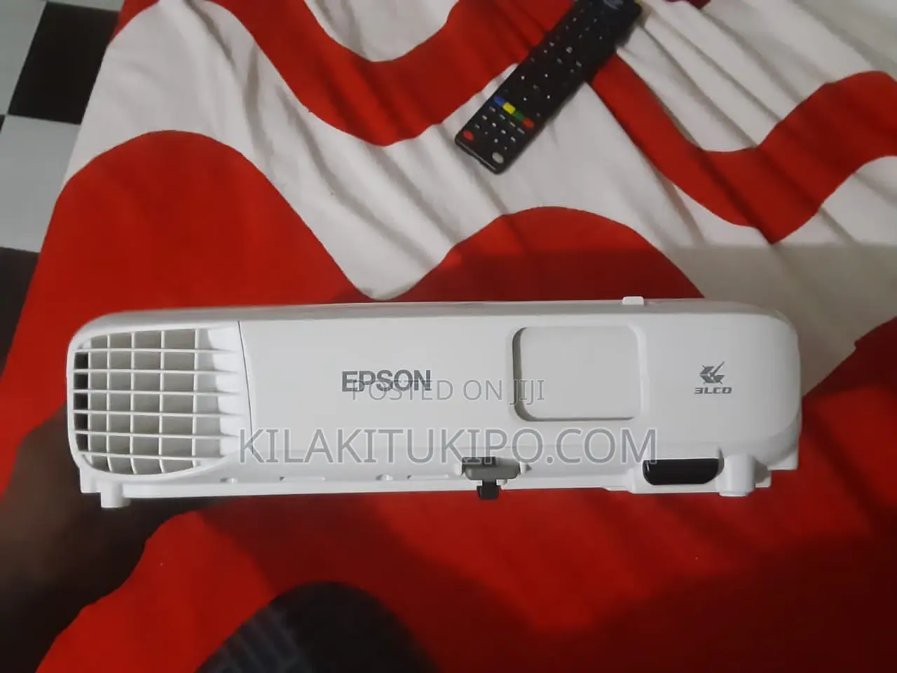 EPSON Projector Eb Xo5 Used