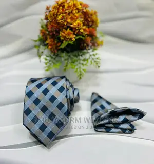 Pocket Square Tie