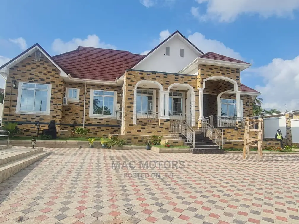 5bdrm Bungalow in My Real Estate, Kinondoni for sale