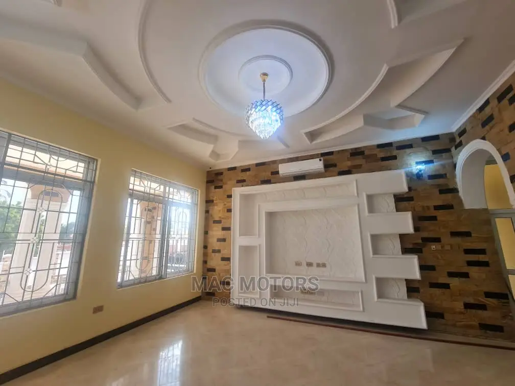 5bdrm Bungalow in My Real Estate, Kinondoni for sale