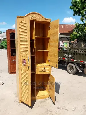 Kabati La McHina