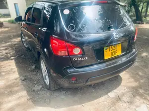 Nissan Dualis 2010 Black