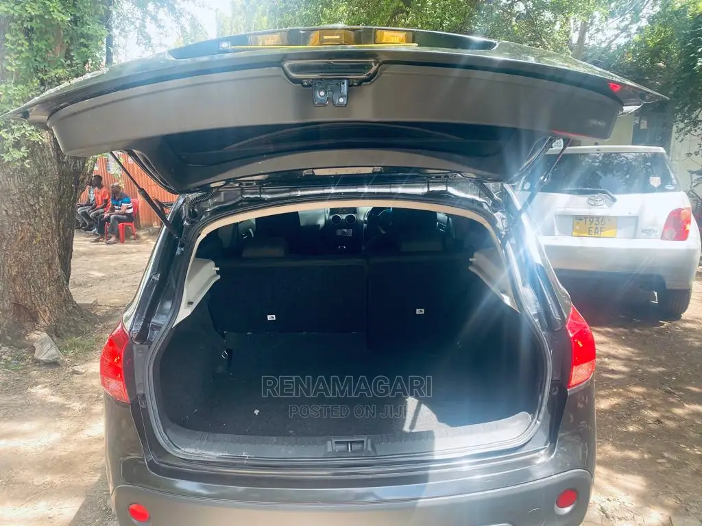 Nissan Dualis 2010 Black
