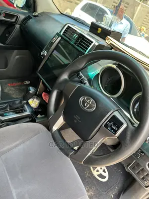 Toyota Land Cruiser Prado 3.0 TD 2013 White