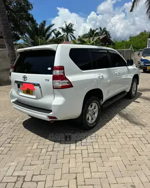 Toyota Land Cruiser Prado 3.0 TD 2013 White