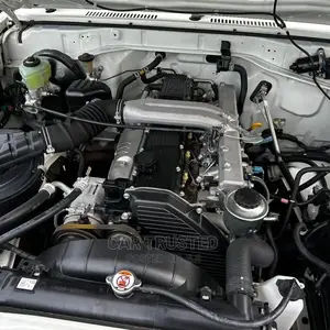 Toyota Land Cruiser 4.6 V8 ZX 2020 White