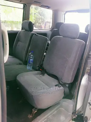 Toyota Land Cruiser 4.6 V8 ZX 2020 White