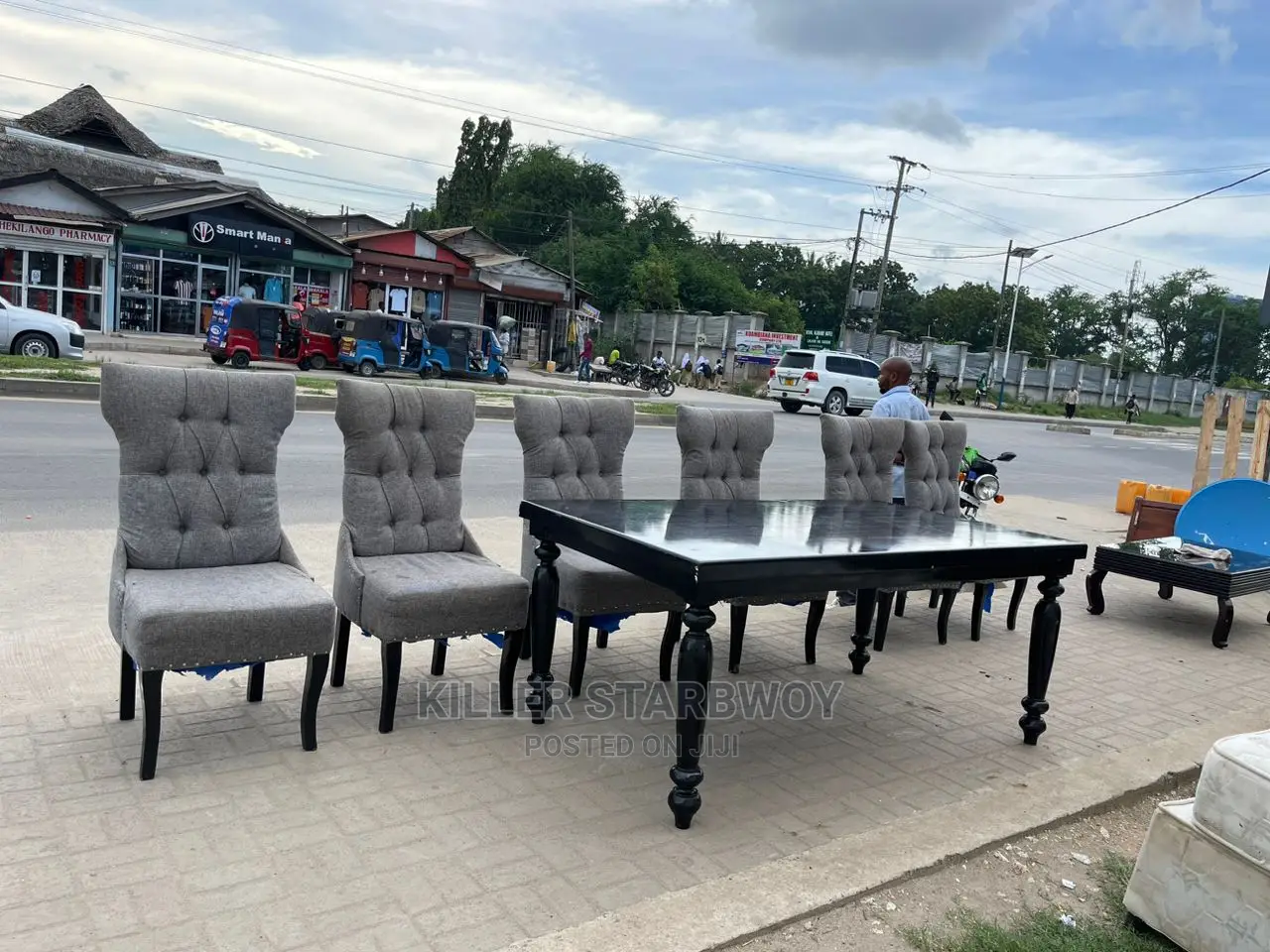 Dinning Table Ya Vitu Vya Sofa