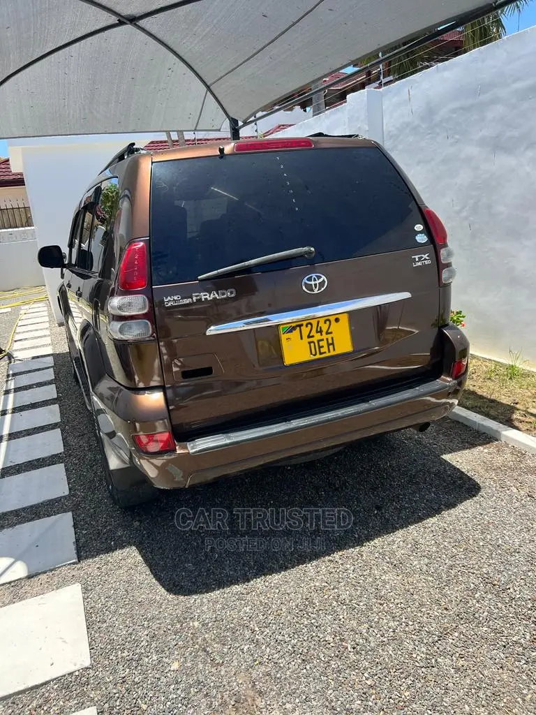Toyota Land Cruiser Prado 3.0 D-4d 3dr 2005 Brown