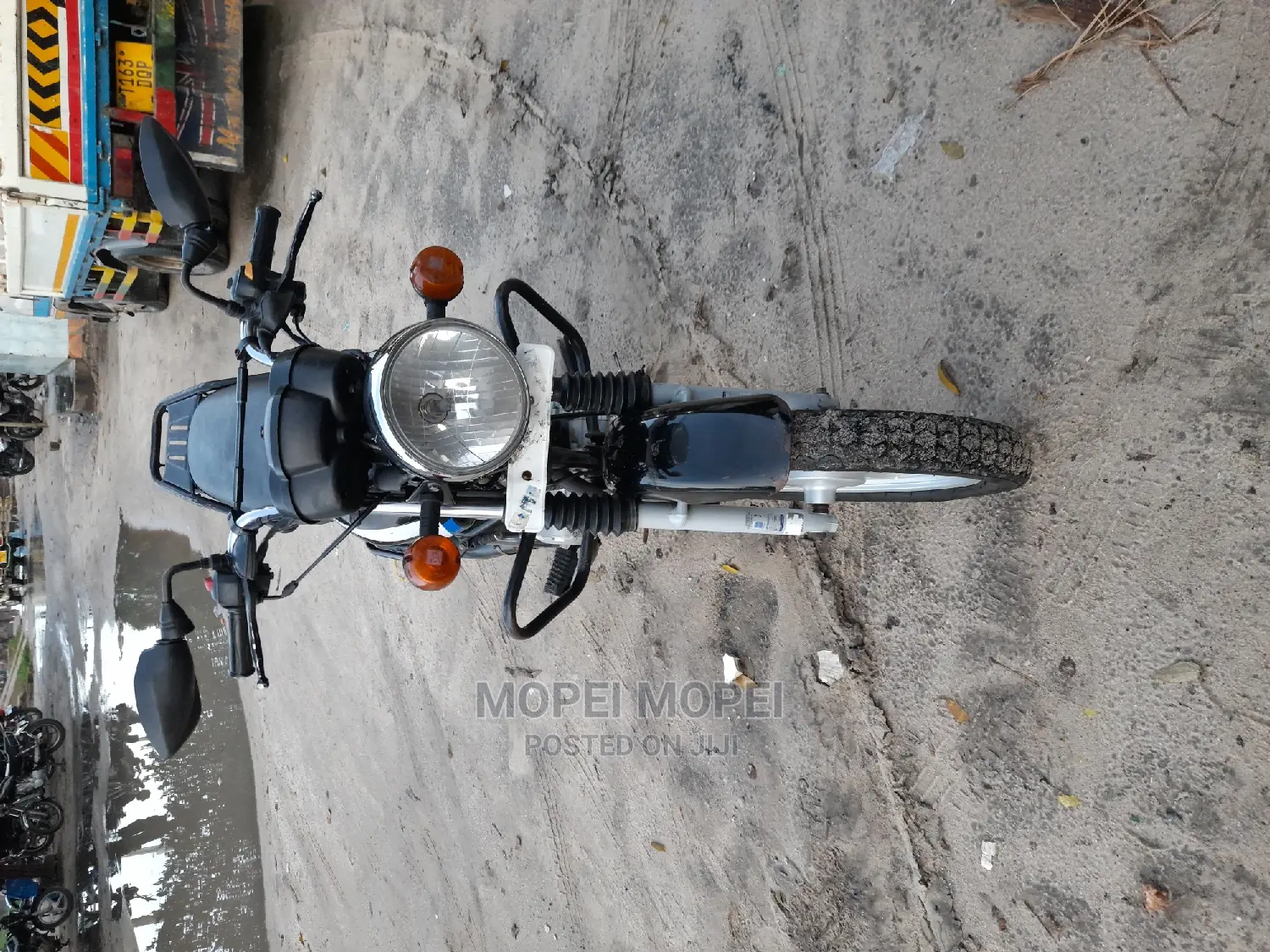 TVS King Cargo 2021 Pink