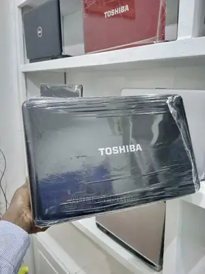 Laptop Toshiba Satellite C850 4GB Intel Core I3 HDD 500GB