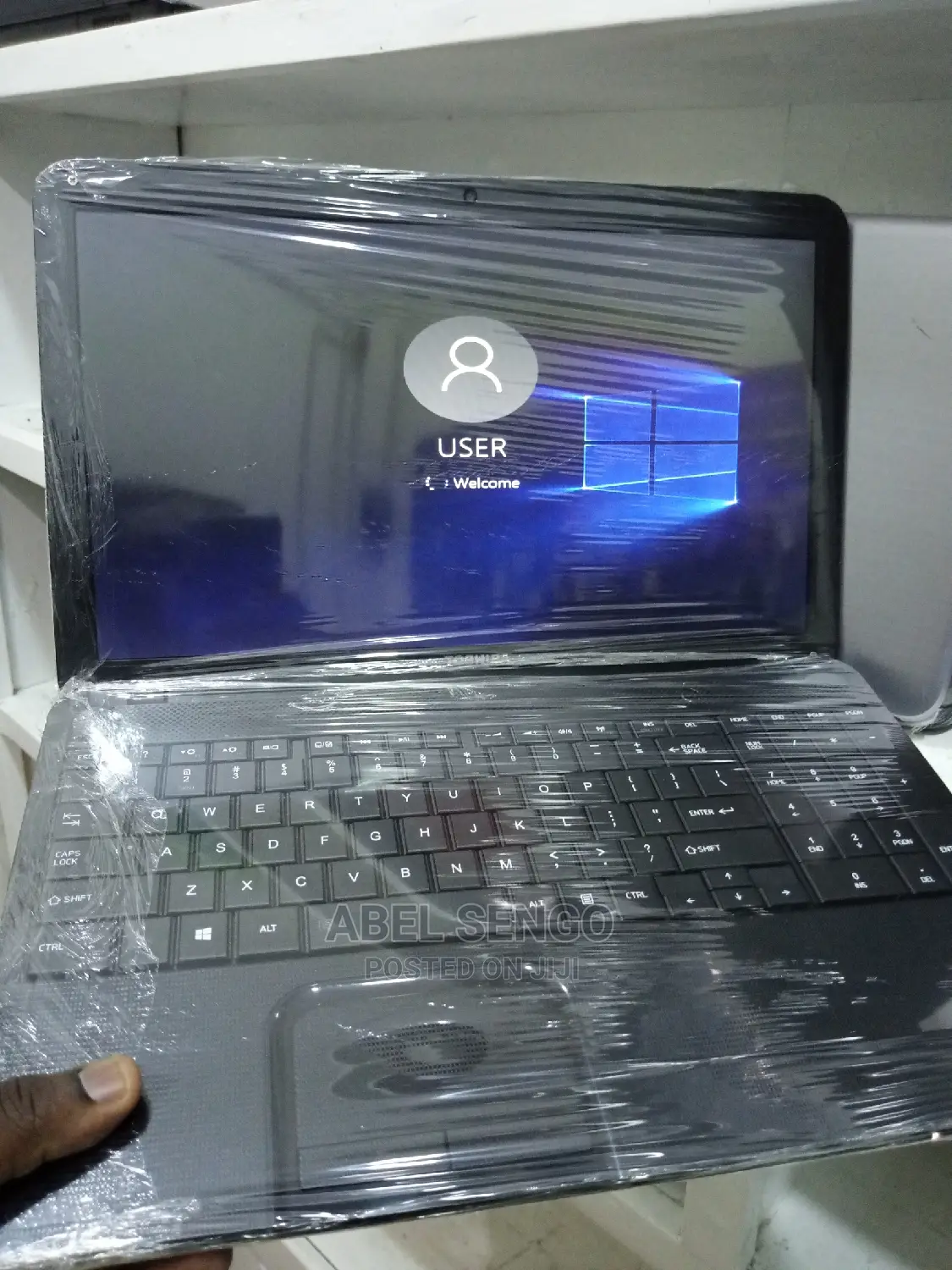 Laptop Toshiba Satellite C850 4GB Intel Core I3 HDD 500GB