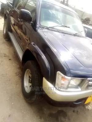 Toyota Hilux 2700i Raider 2004 Black