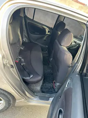 Toyota Vitz 1.3 AWD 3dr 2002 Silver