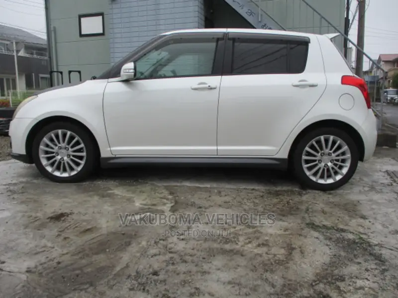 Suzuki Swift 2008 White