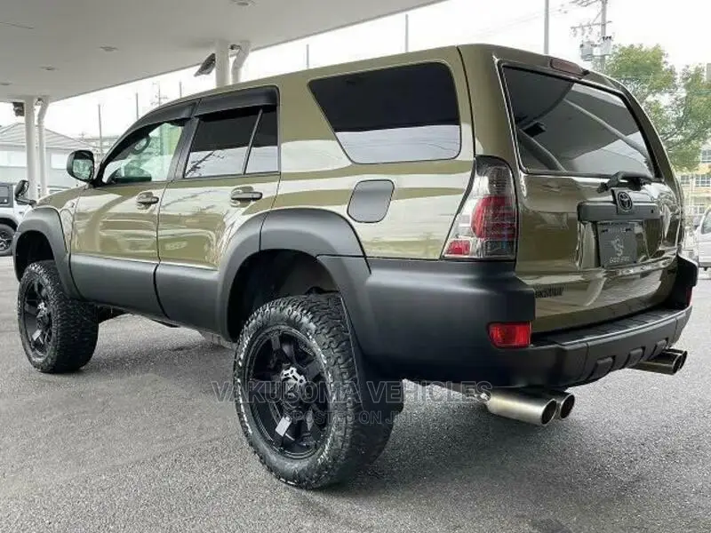 Toyota Hilux Surf 2006 Green