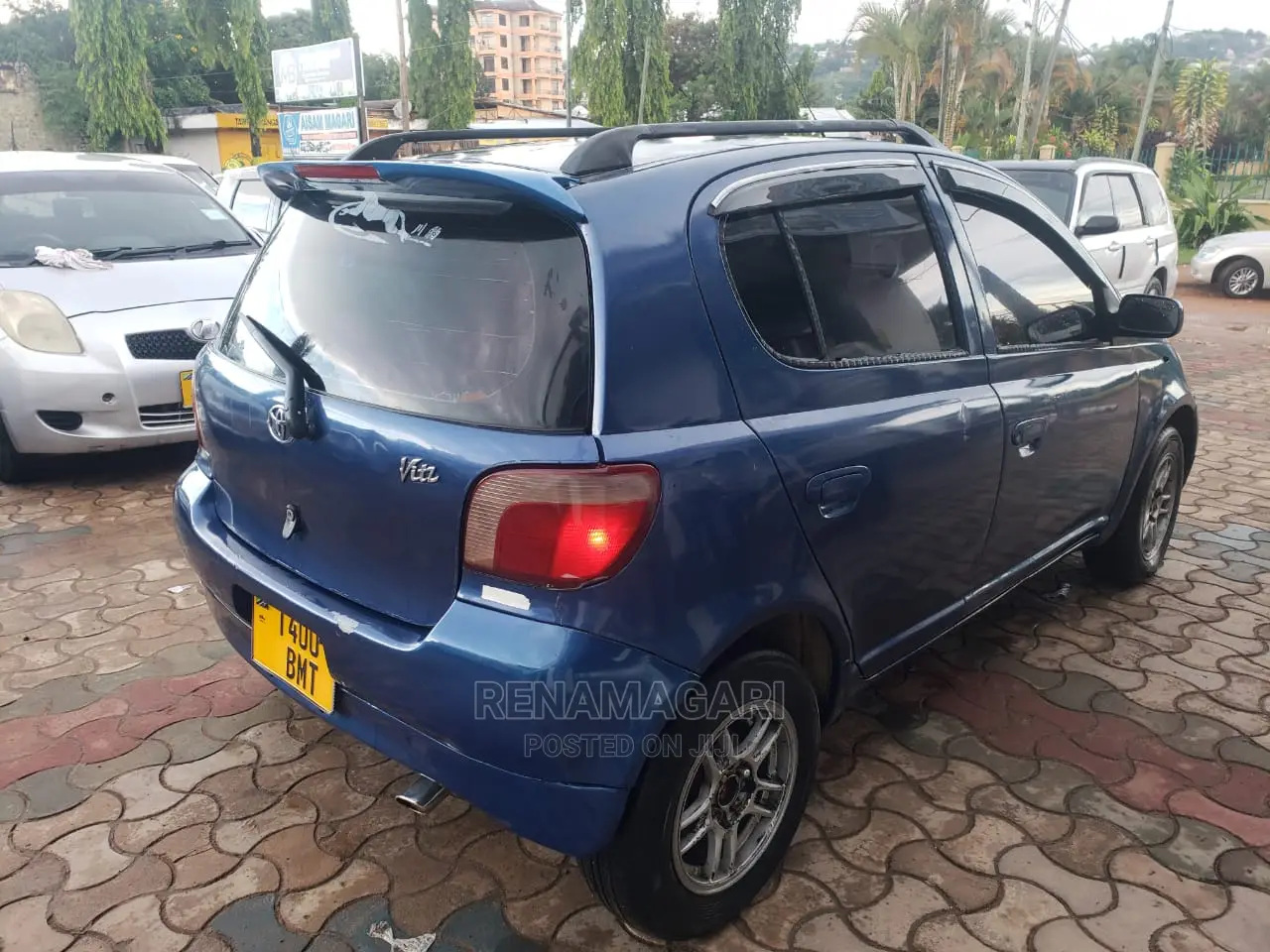 Toyota Vitz 2004 Blue
