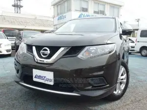 Nissan X-Trail 2015 Gray