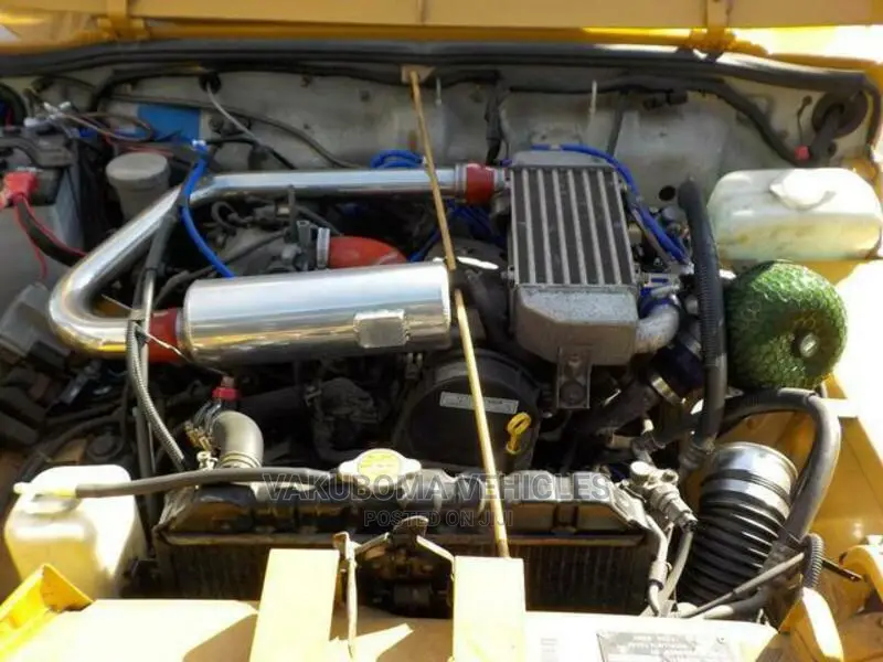 Suzuki Jimny 1998 Yellow
