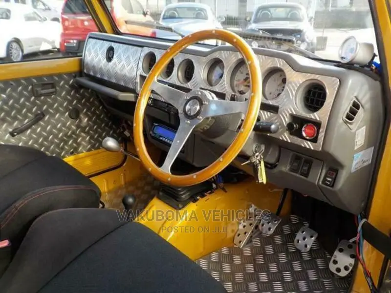 Suzuki Jimny 1998 Yellow