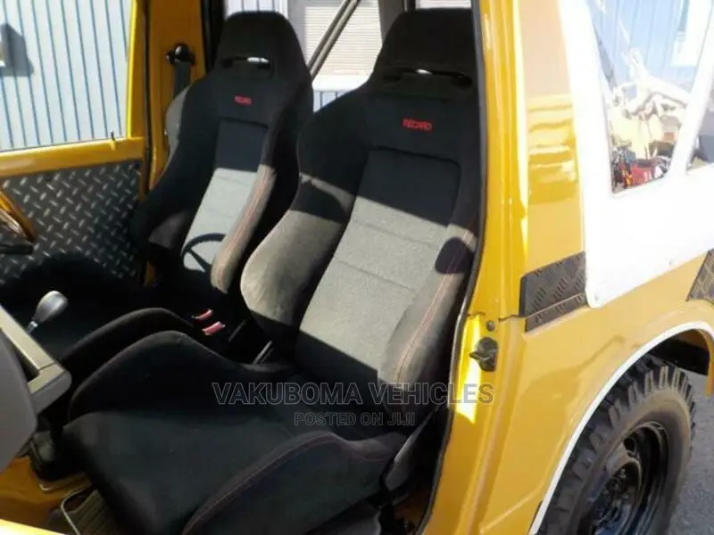 Suzuki Jimny 1998 Yellow