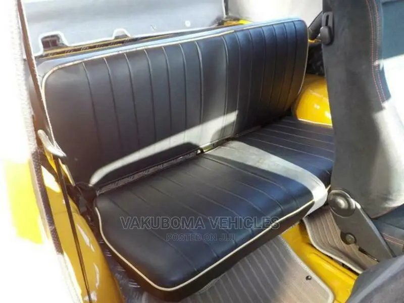 Suzuki Jimny 1998 Yellow