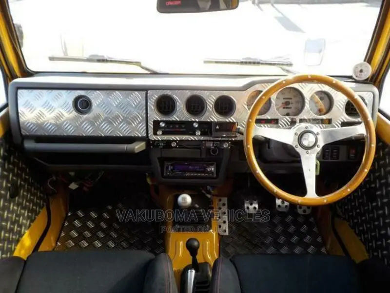 Suzuki Jimny 1998 Yellow