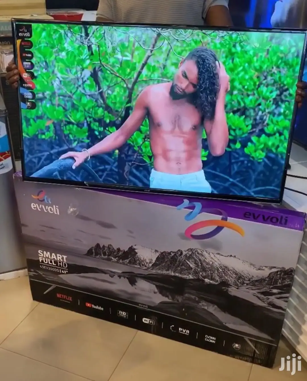 Evvoli Smart TV Inch 43