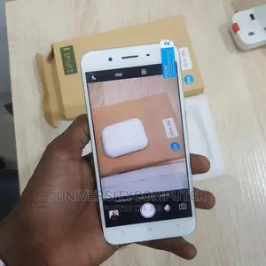 Vivo Y66i 32 GB Gold