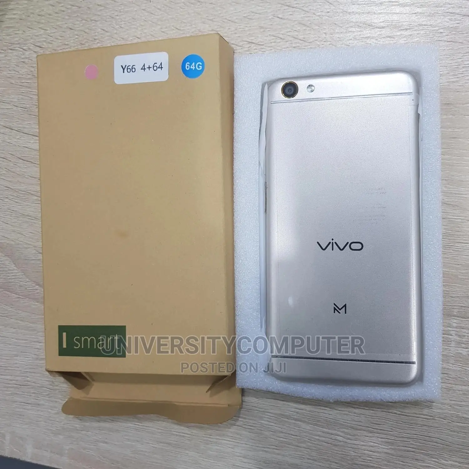 Vivo Y66i 32 GB Gold