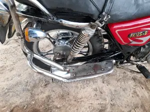Focin 125cc 2019 Gold