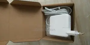 Brand New New, Apple Macbooks Adapter Available