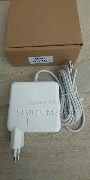 Brand New New, Apple Macbooks Adapter Available
