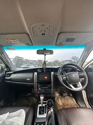 Toyota Fortuner 2017 White