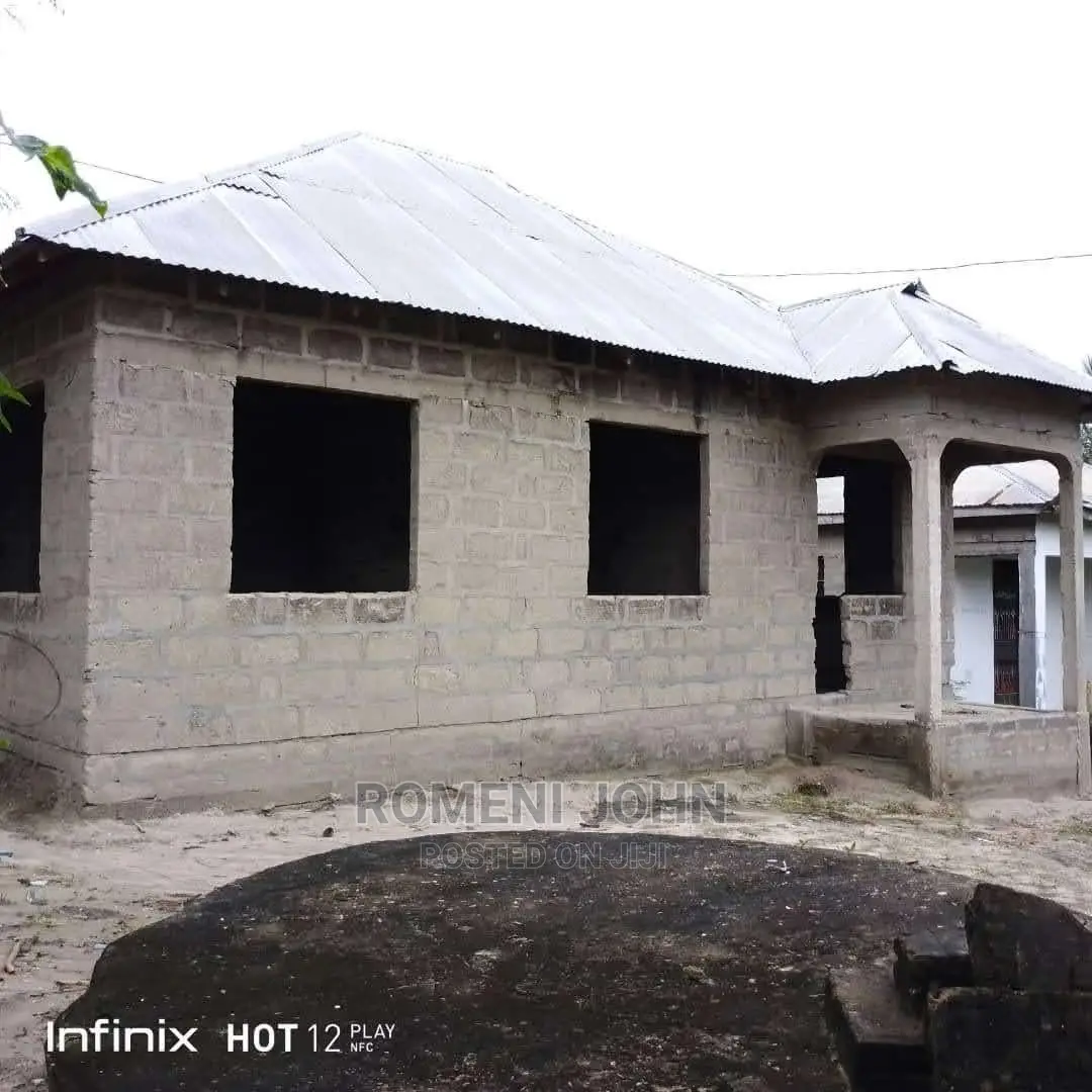 5bdrm Farm House in Tanzania DSM Ukonga for Sale